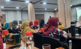 Uji Publik Rancangan Penyusunan Peta Jalan Pembangunan Kependudukan Kota Samarinda 2025–2029 || Kamis, 04 Desember 2025