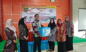 KEGIATAN PEMBERDAYAAN MASYARAKAT PELATIHAN MENJAHIT