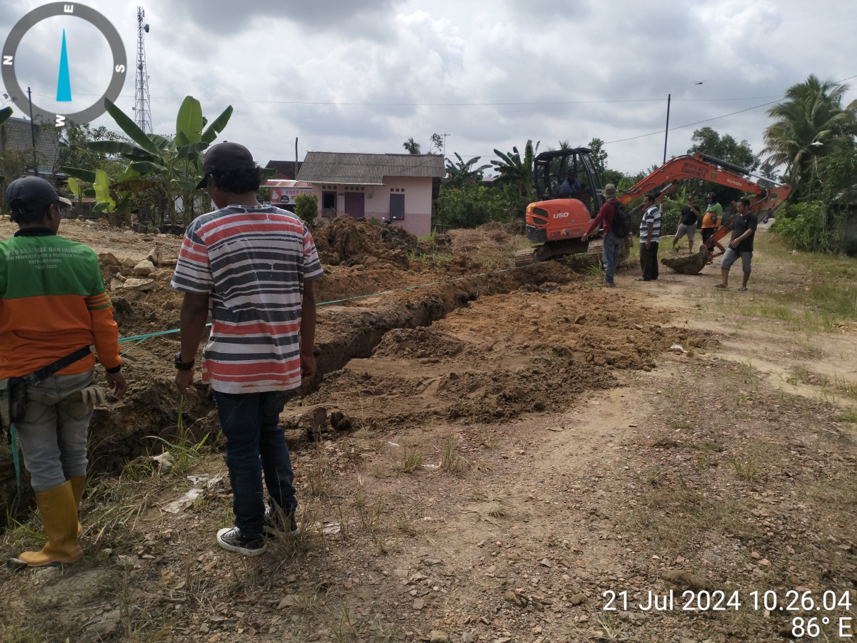 Pembuatan/normalisasi Drainase,Jalan Adi Sucipto,Gang dahlan