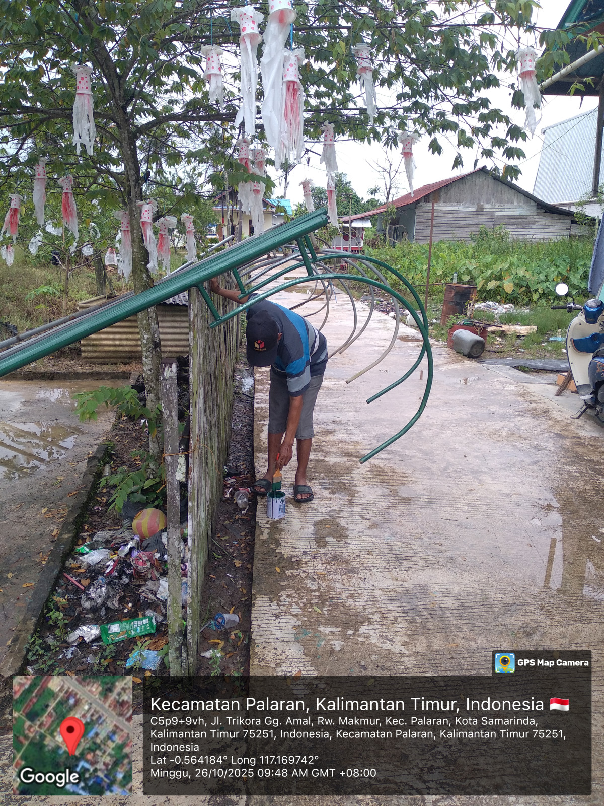 Pengecetan tiyang lampu