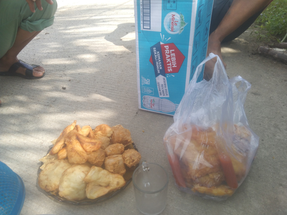 Pembersihan jalan gang didomulyo