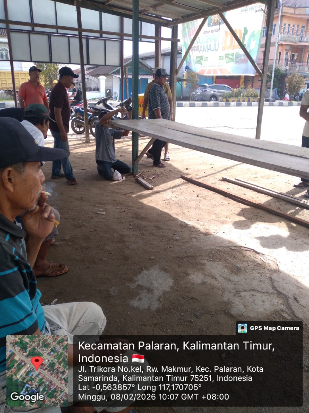 Pembuatan tempat takjil langgar istiqomah