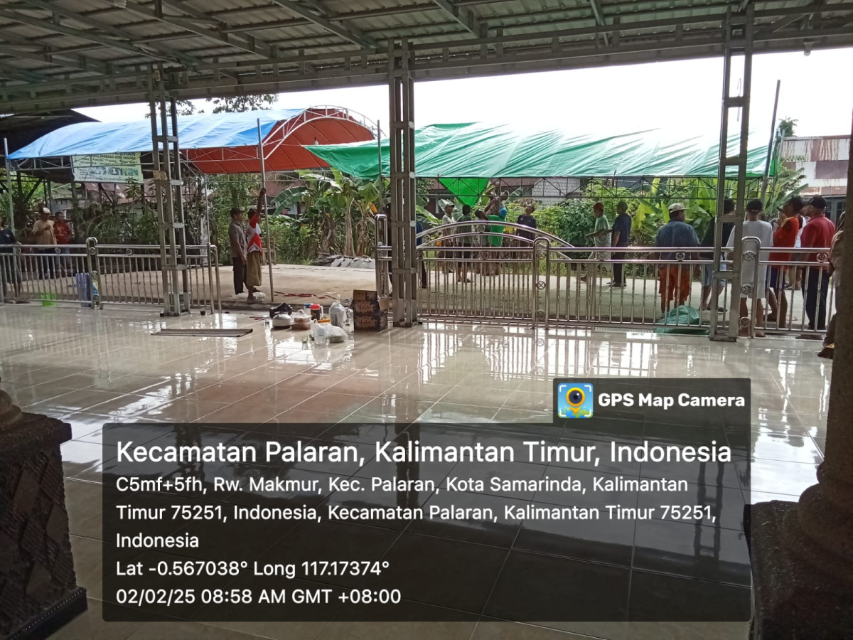 Pemasangan Tenda di Langgar Darul Jannah