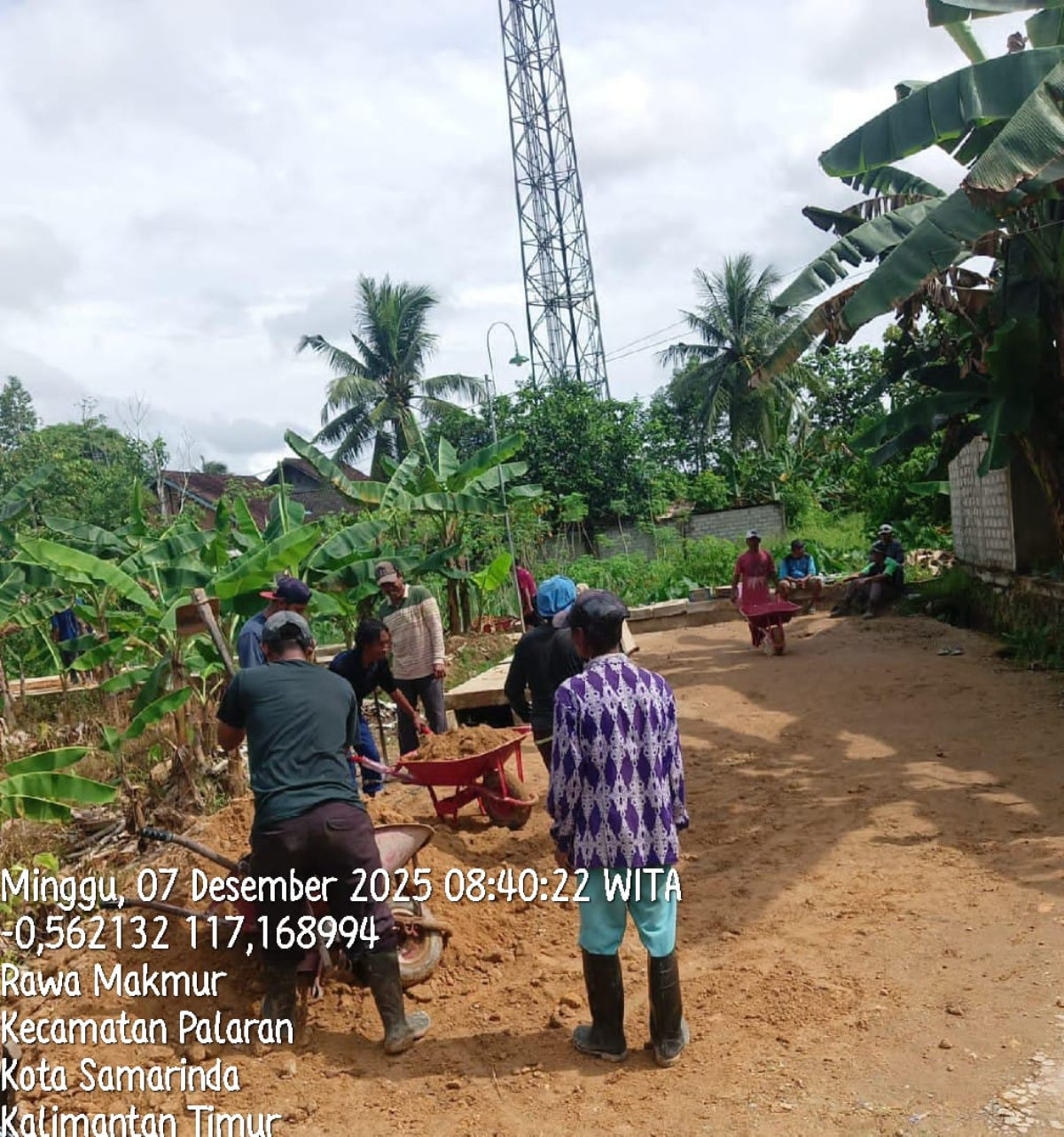 Gotong royong di gg fatkurrohman allah 16