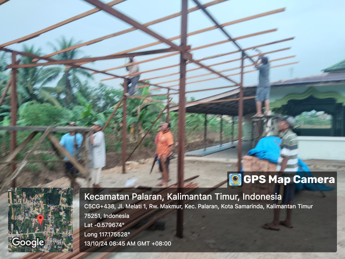 Lanjutan pembangunan gudang