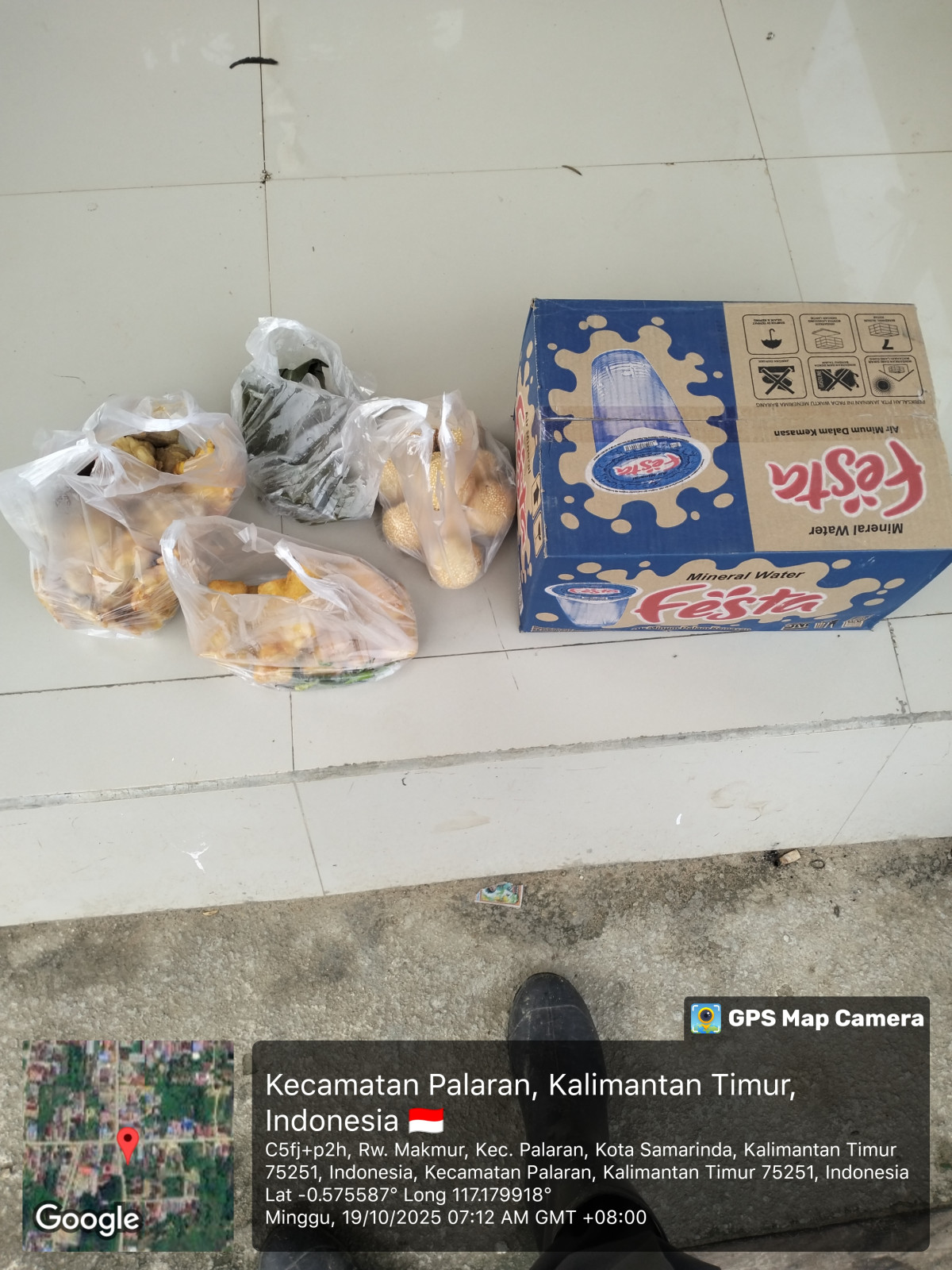 Gotong royong ibu ibu dawis