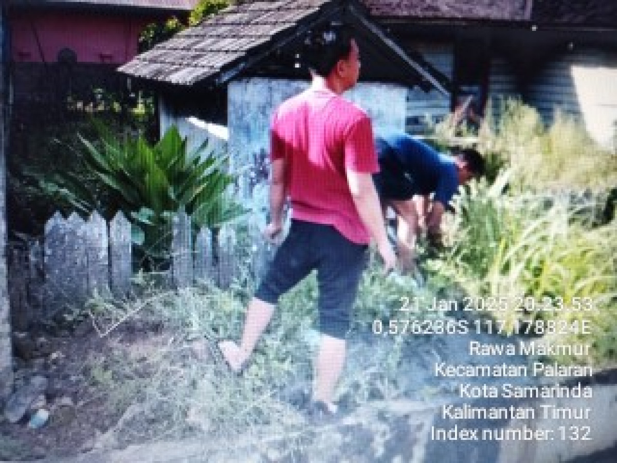 Pembersihan parit