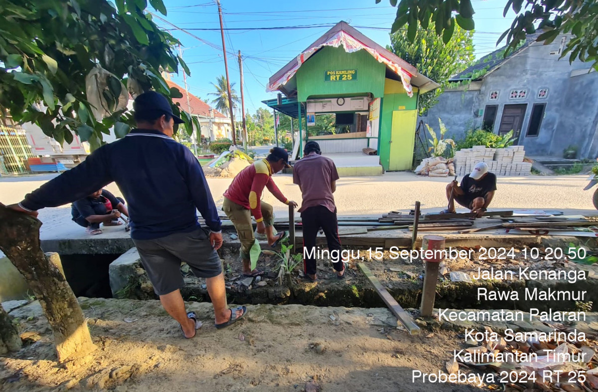 gotong royong derainase