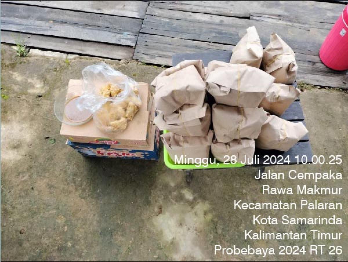 Gotong royong pembersihan paret