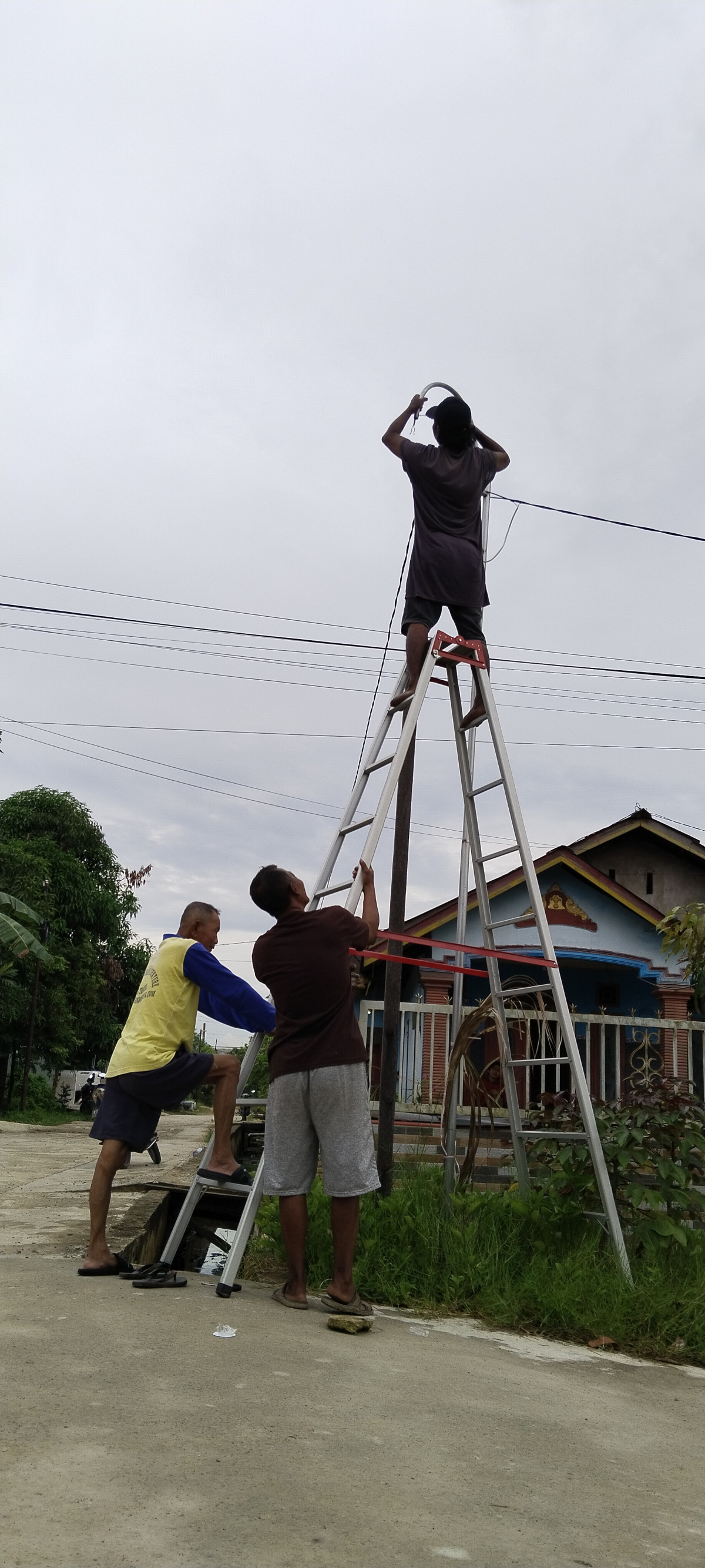Perbaikan towa langgar