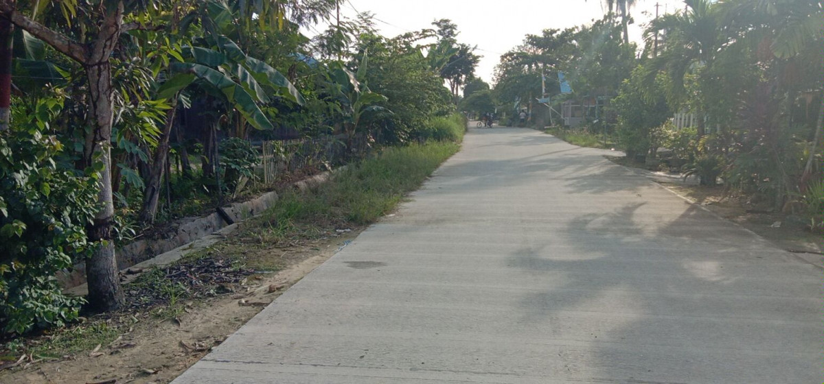 Gotong royong bersih kan rumput