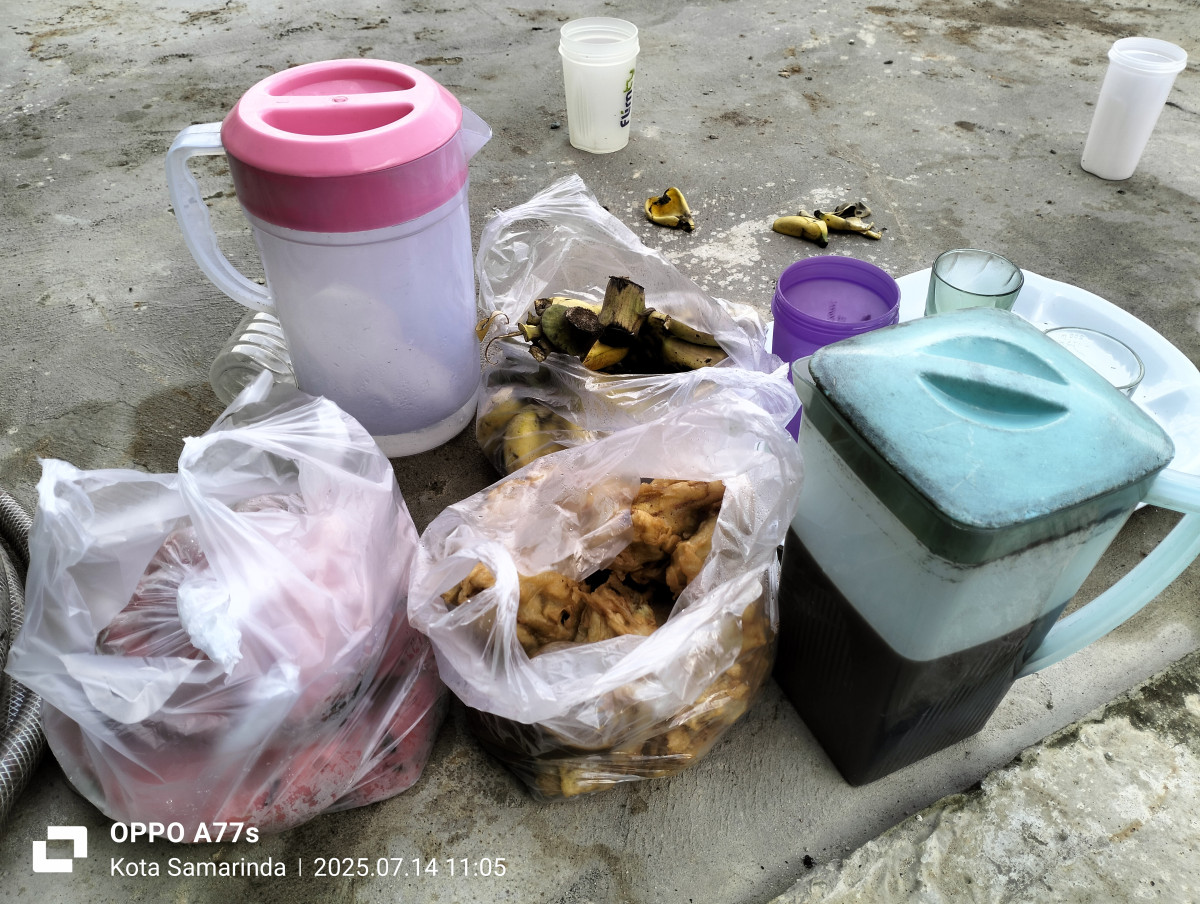 Perbaikan jalan berlubang
