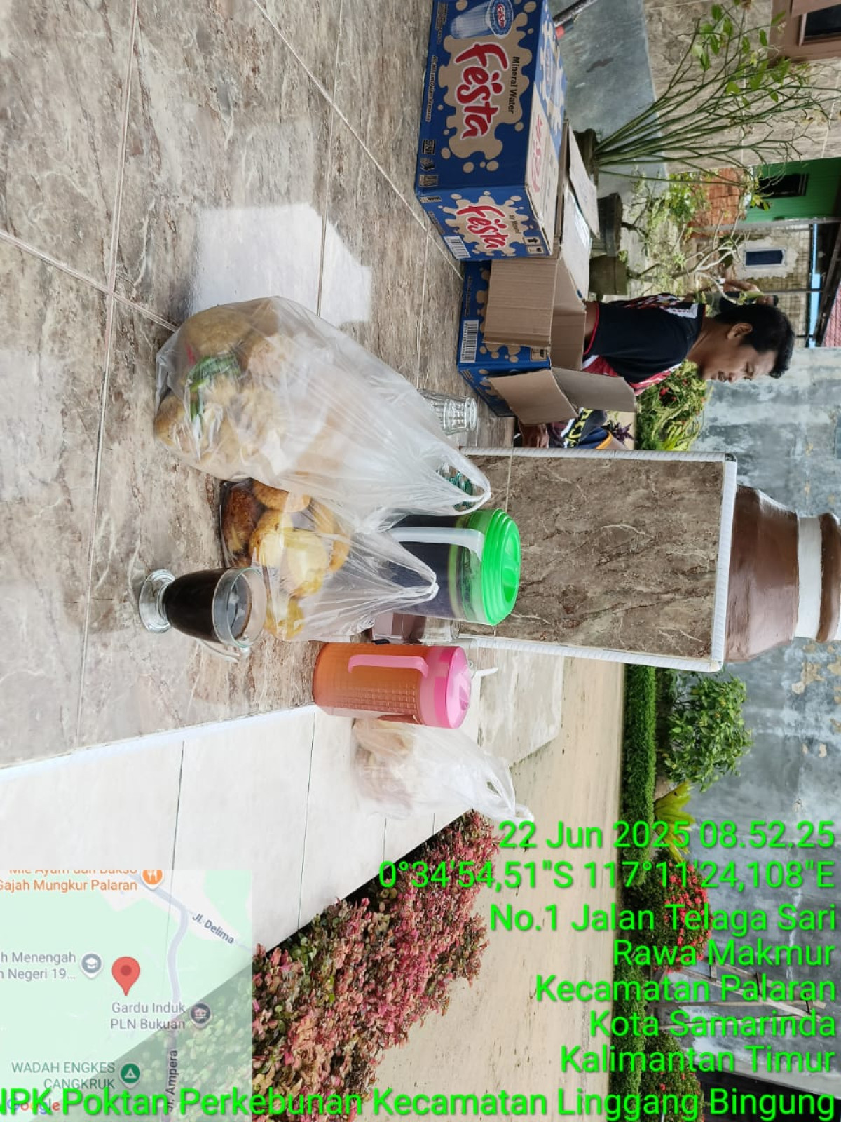 Penimbunan tanah utk septic tank musholla