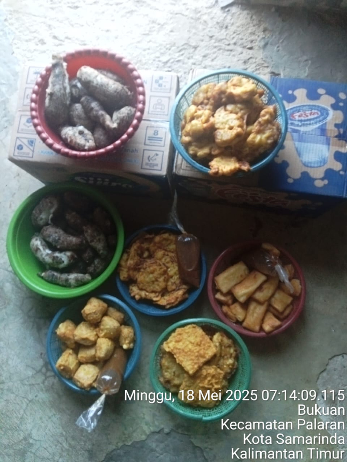 Pengecoran lantai dasar langgar