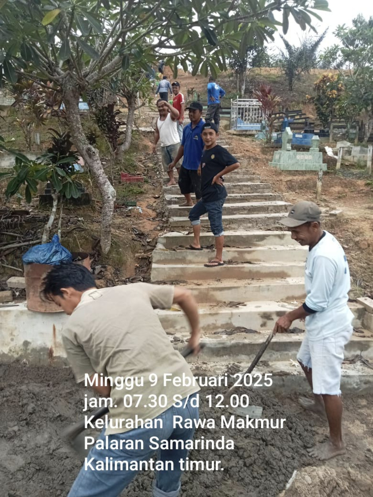 Pemgecoran tangga atau undak2 an.