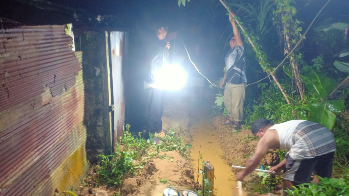 Pembersihan drainase