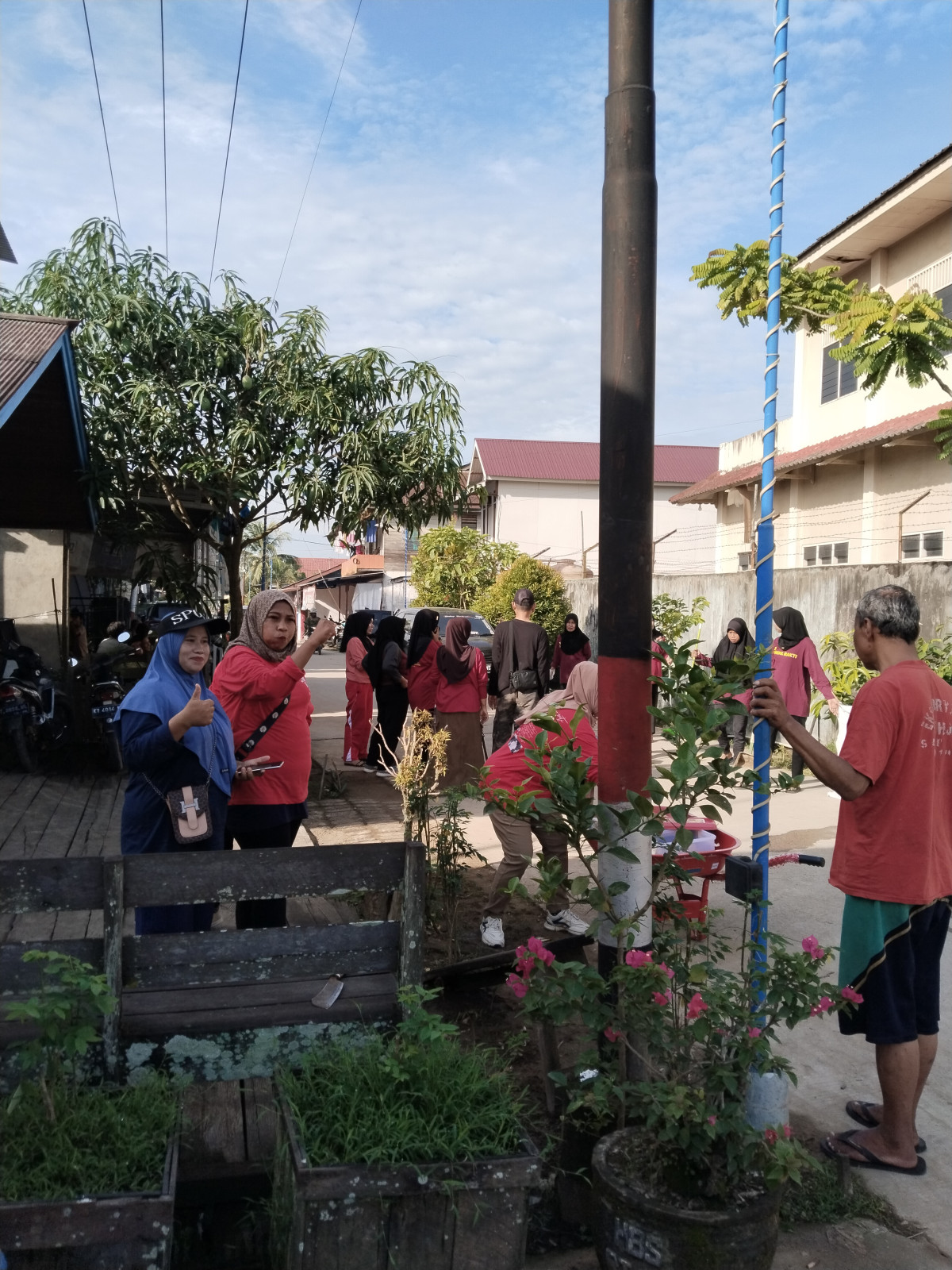 Kerja bakti Serentak