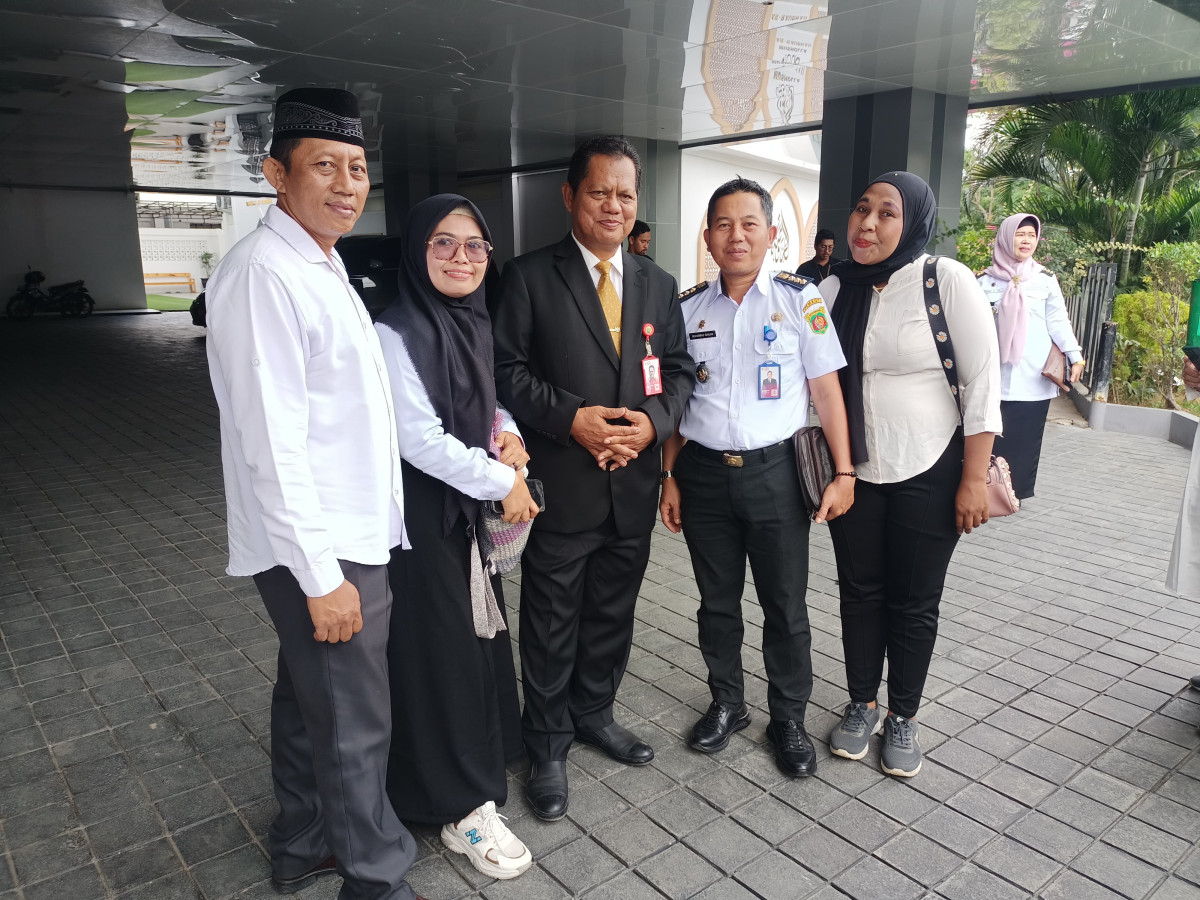 Pembersihan jalan