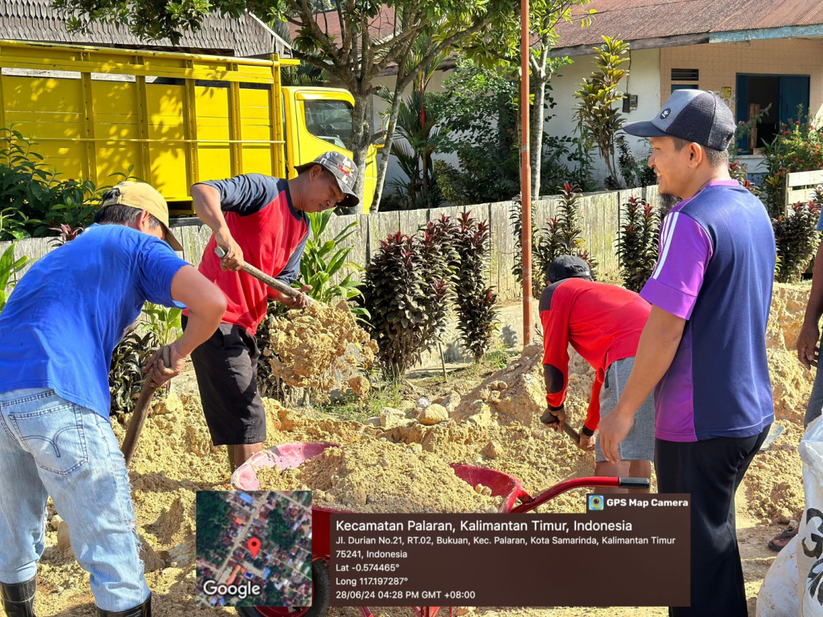 Gotong royong jl durian