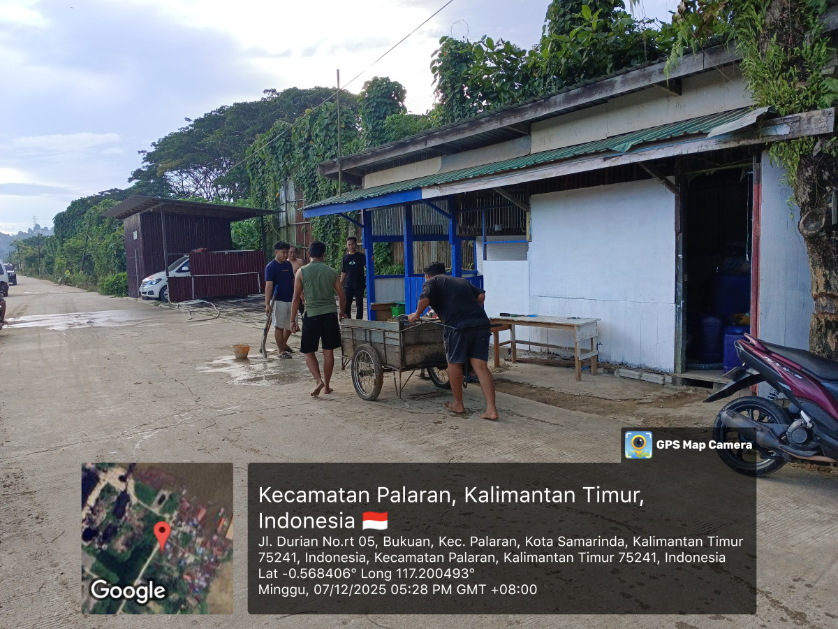 Kerja bakti minggu pertama