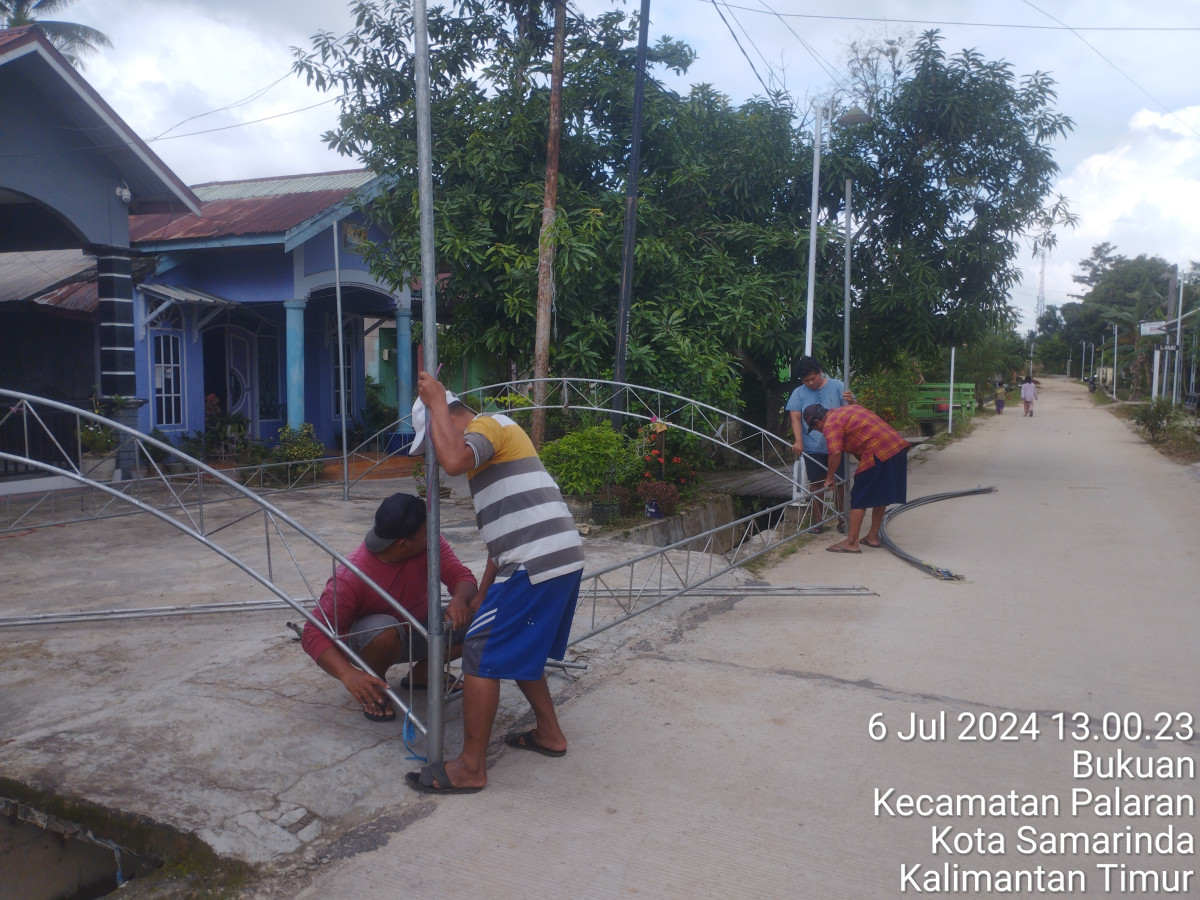 Pasang tenda untuk menyambut tahun baru islam /1 muharram