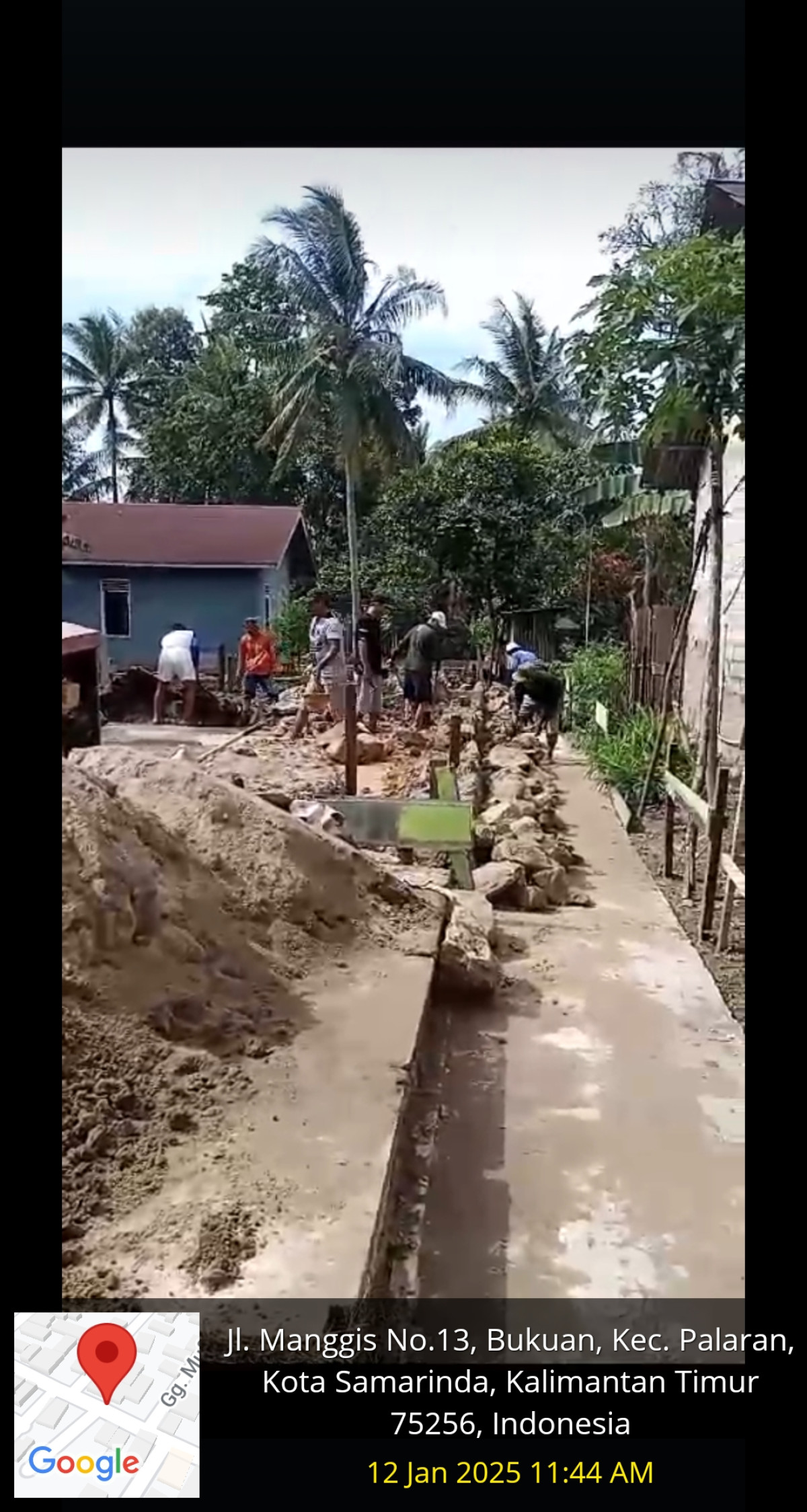 Pemasangan pondasi TPA RA. Darussalam