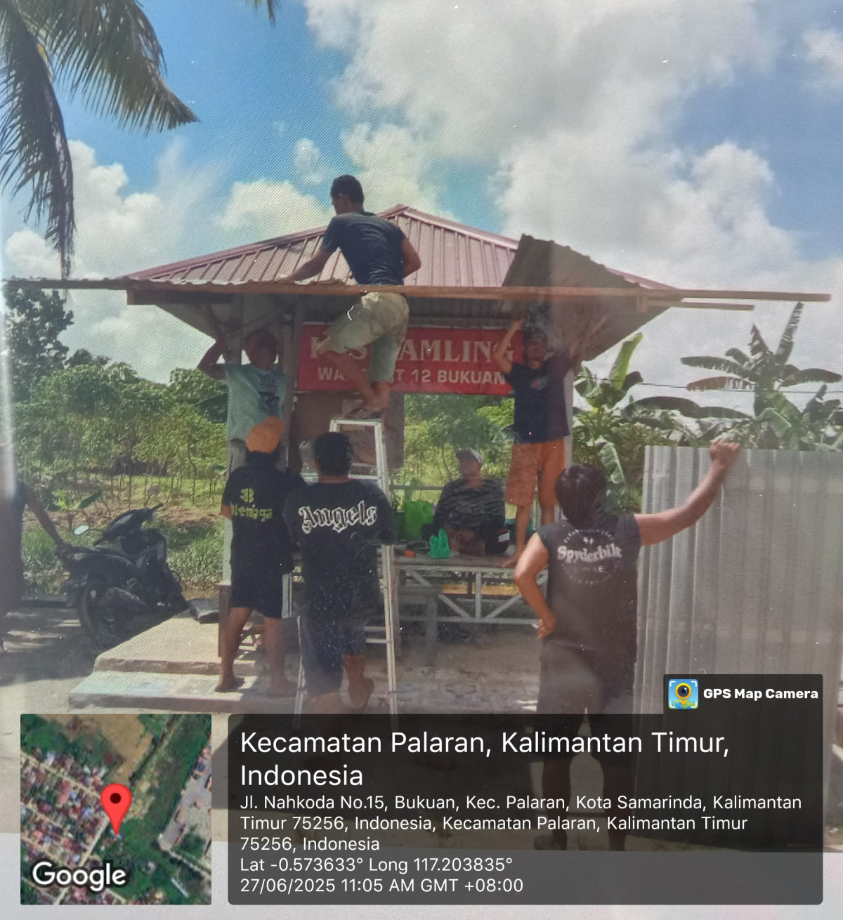 Pasang knopi Pos kamling