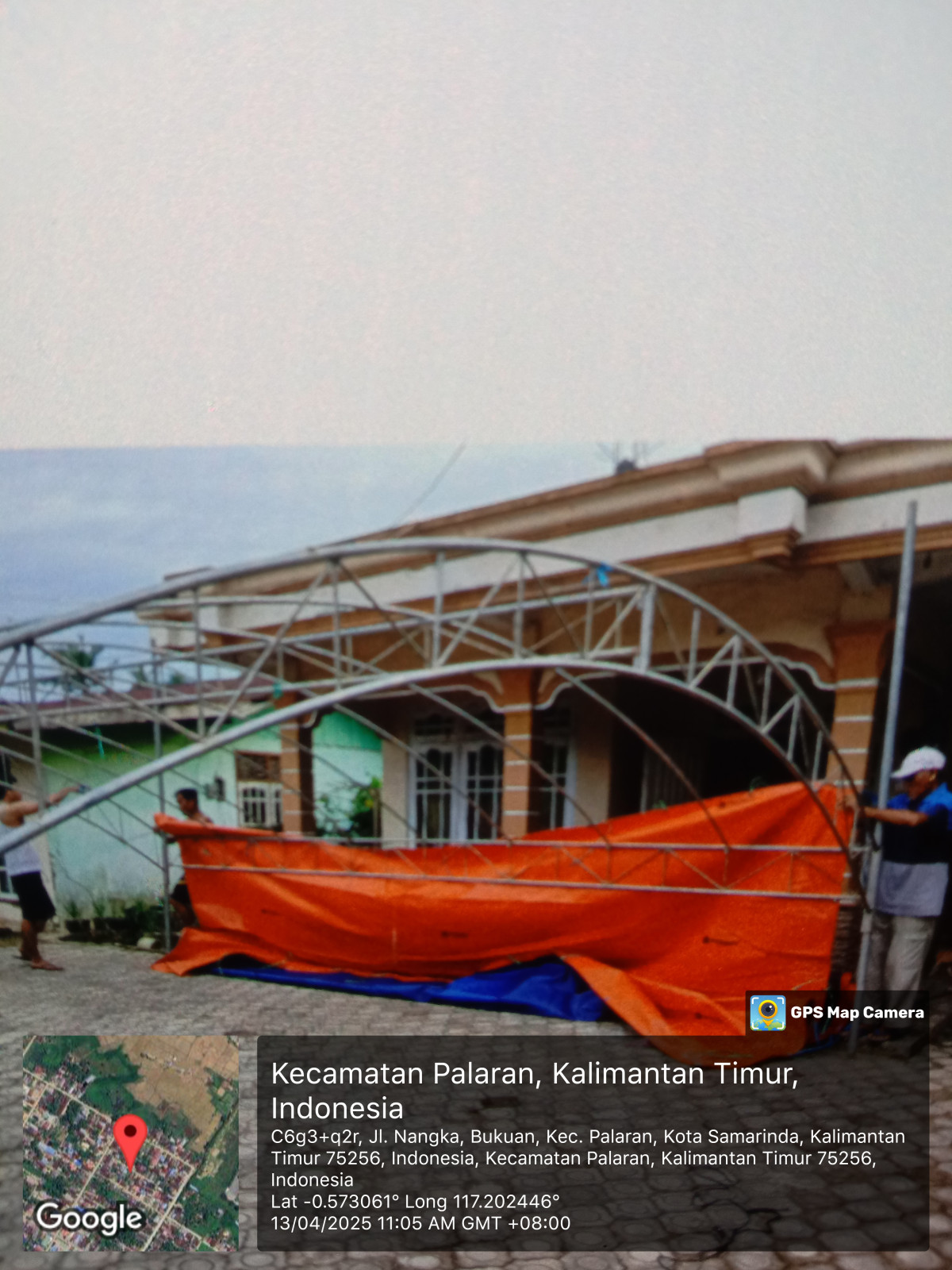 Pasang Tenda persiapan halal bihalal