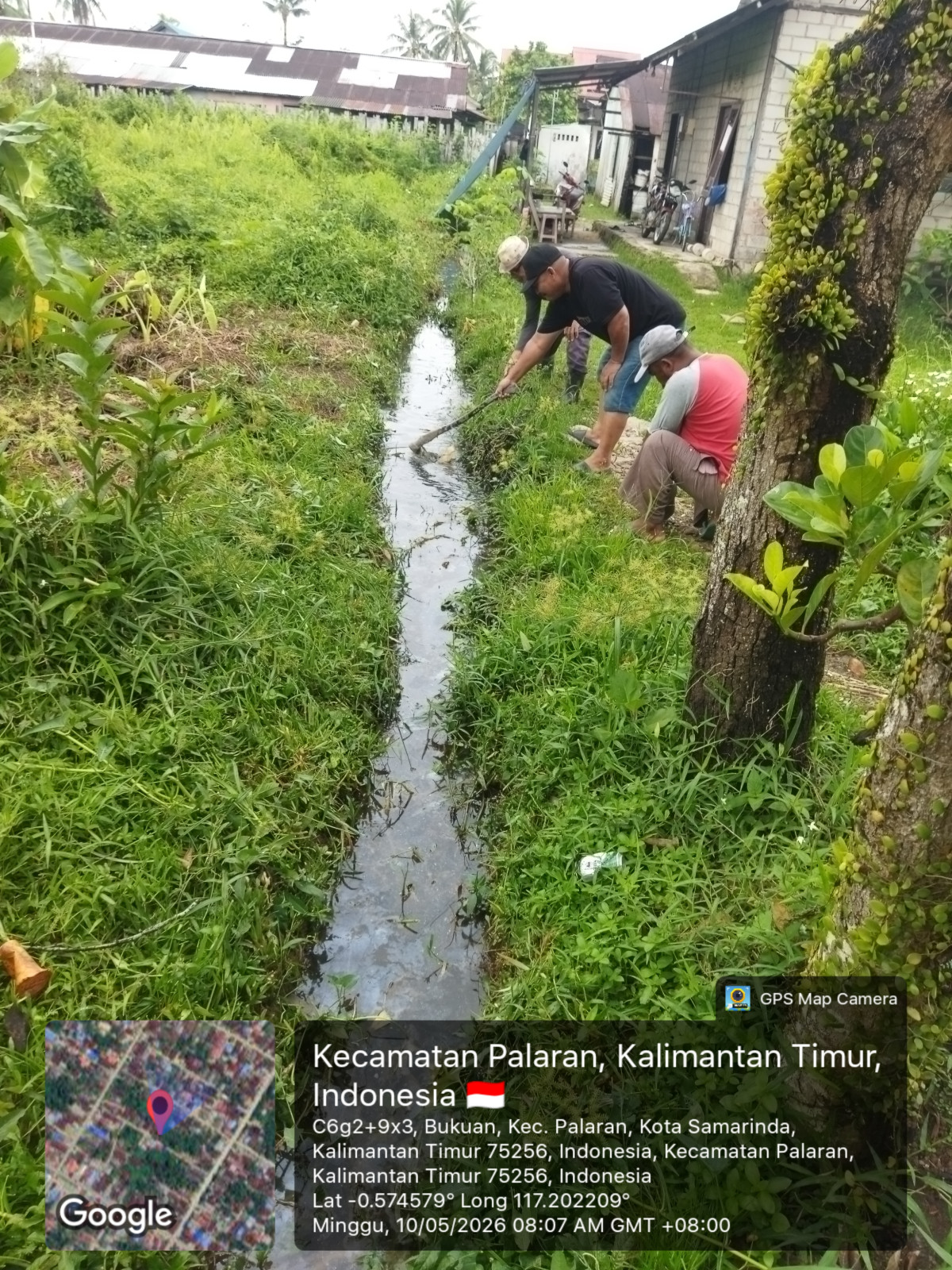Pembersihan parit