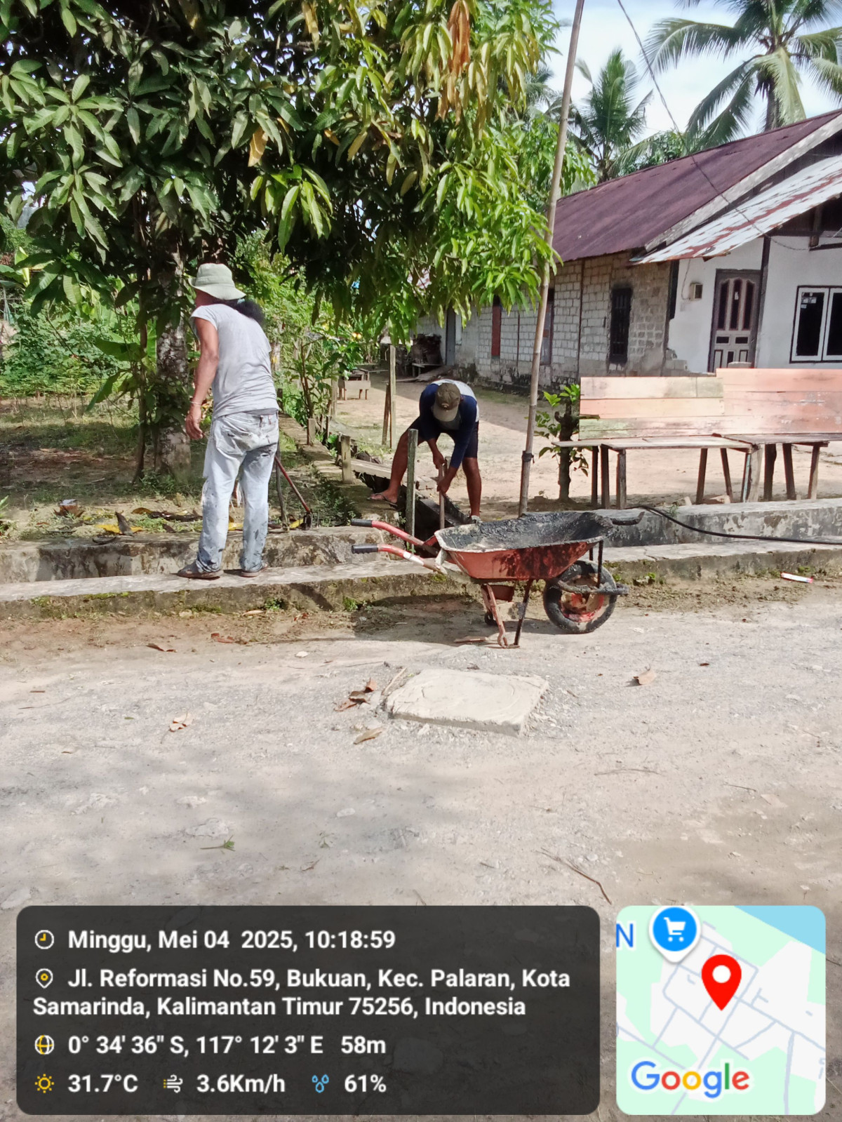 Pembersihan parit jln reformasi RT 14 Bukuan