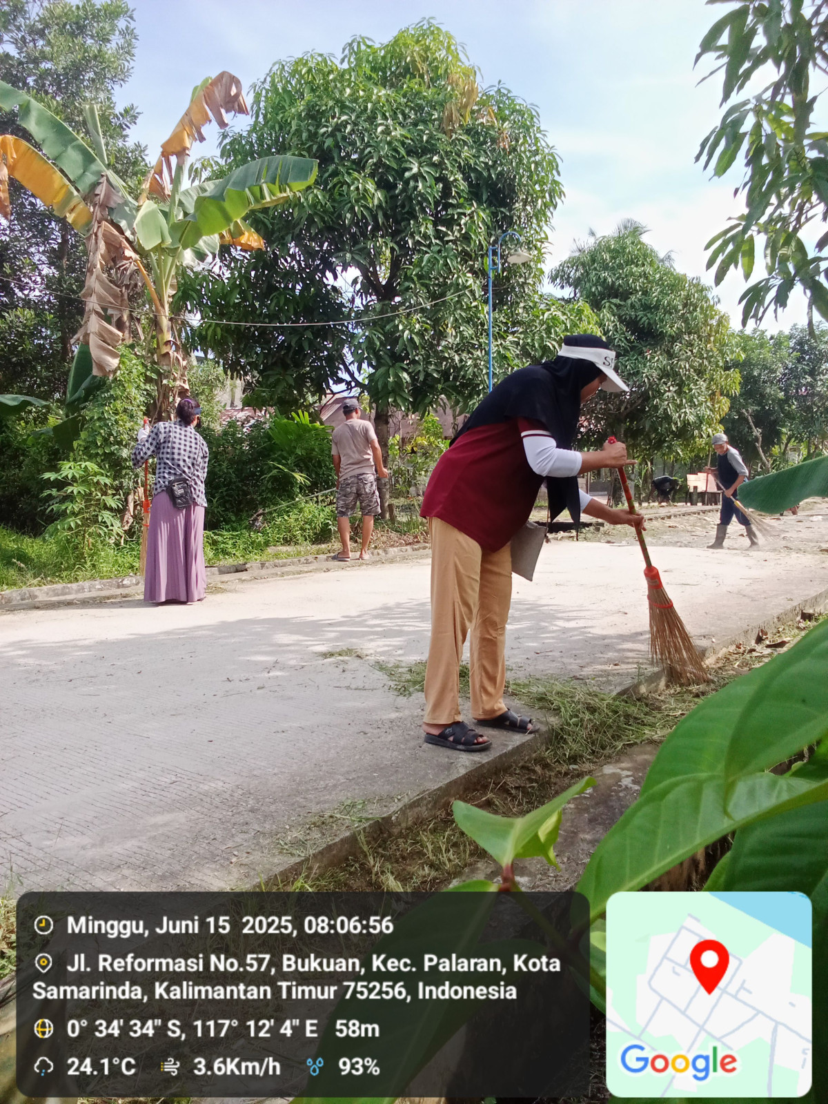 Pembersihan parit jln reformasi