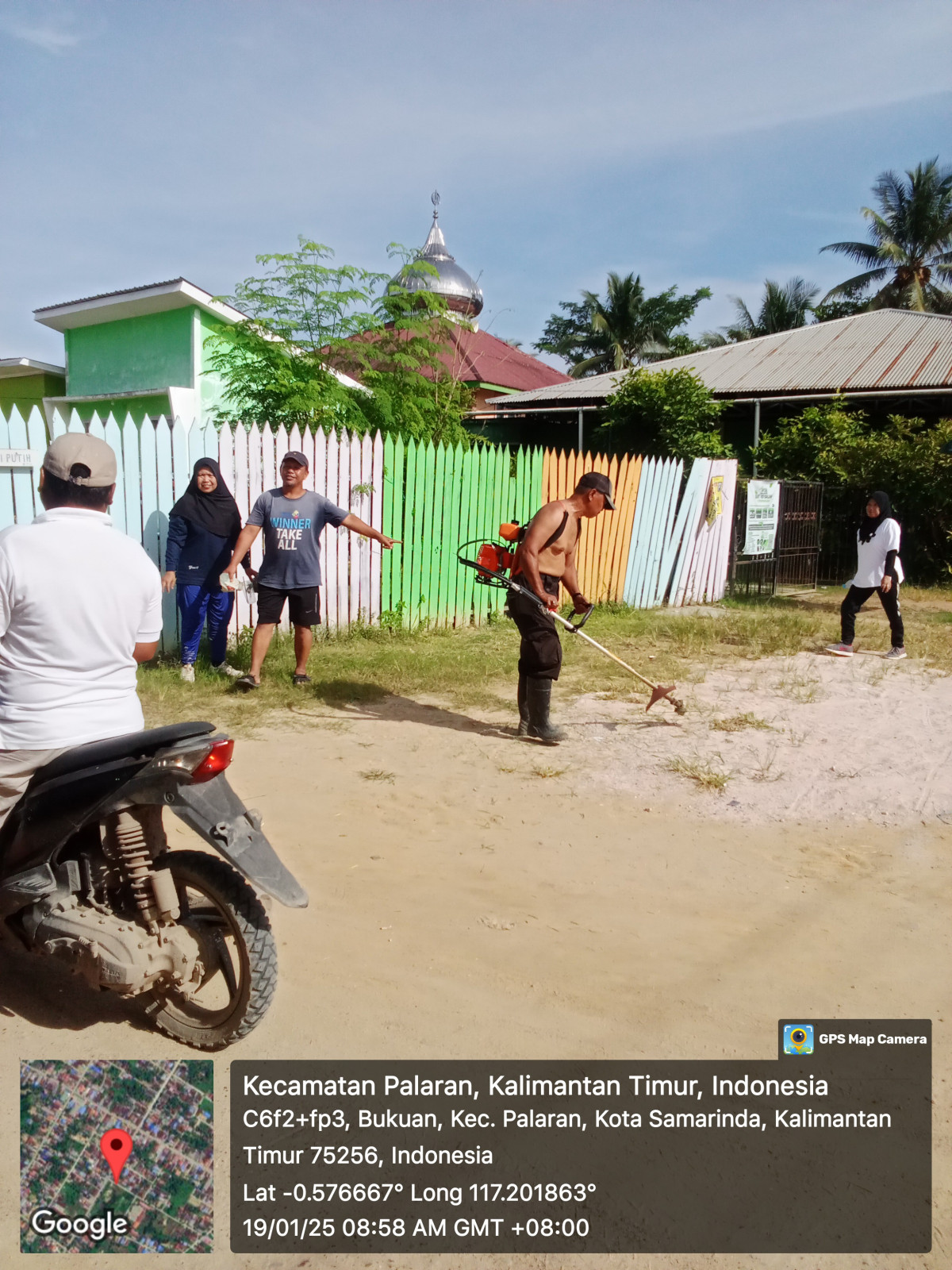 Pembersihan parit jln reformasi