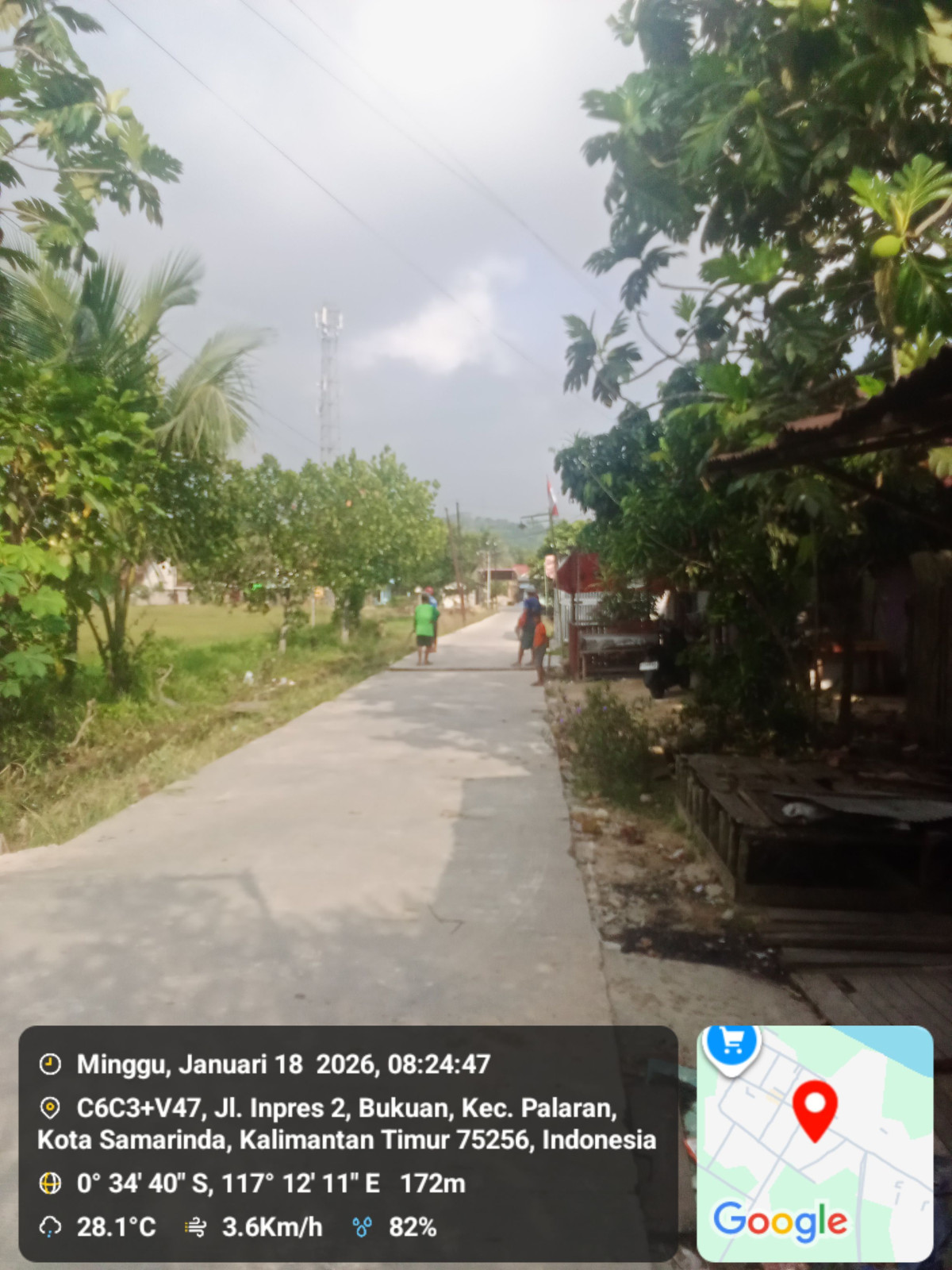 Pembersihan lingkungan RT 14 Bukuan