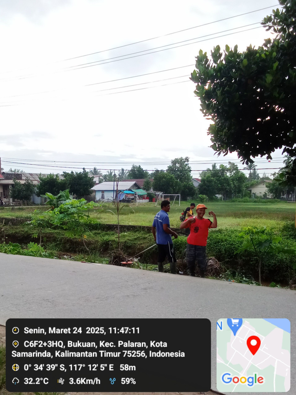 Pembersihan parit jln Nahkoda