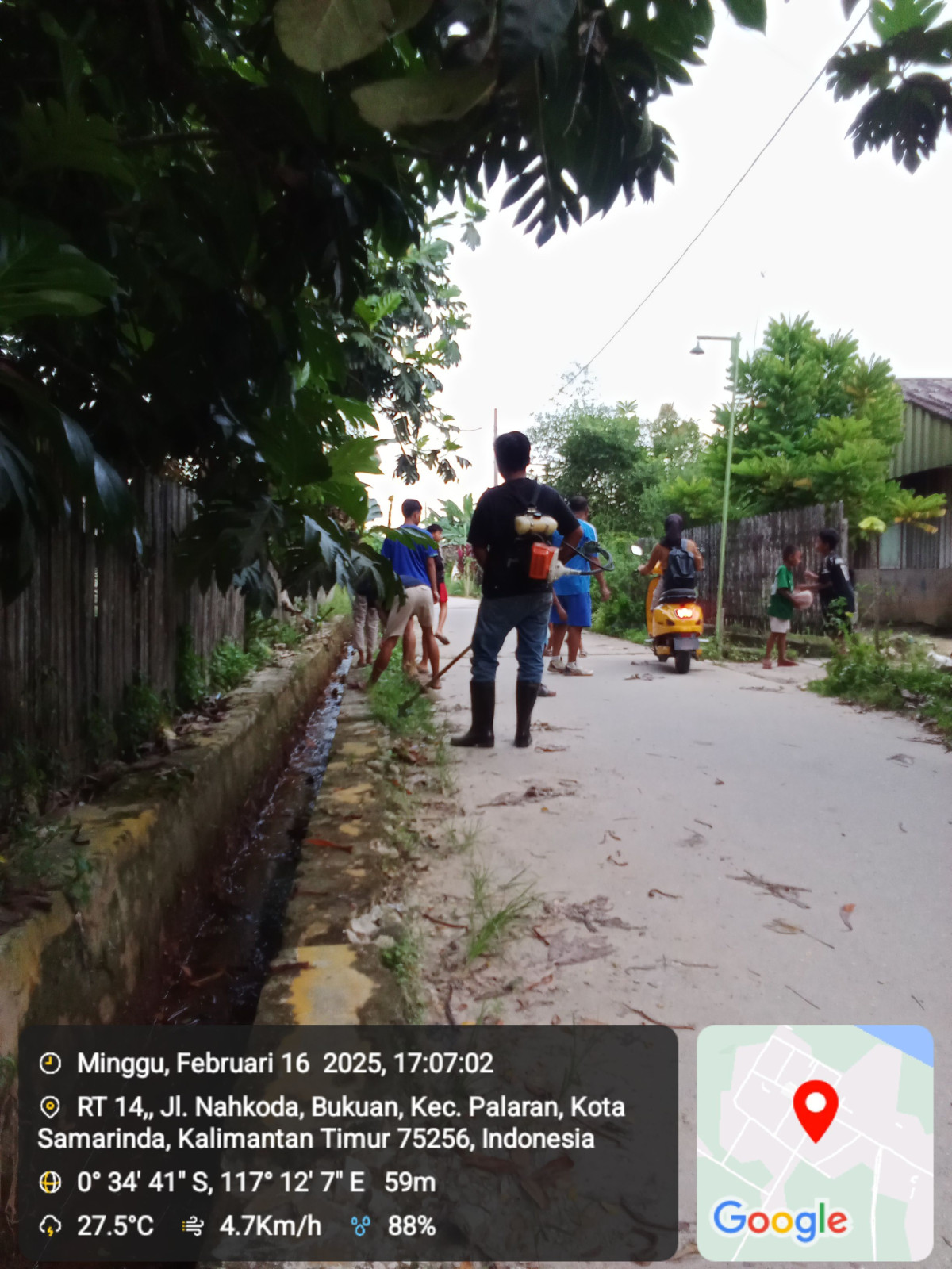 Pembersihan parit jln Nahkoda GG impres 3