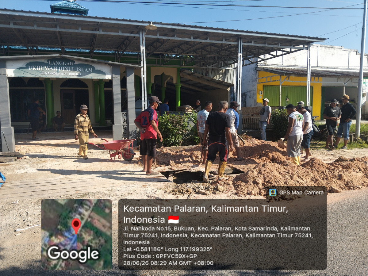 Pegecoran halaman langgar ukhuwah Dinul Islam
