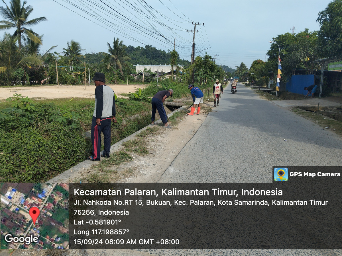 Pembersihan media jalan