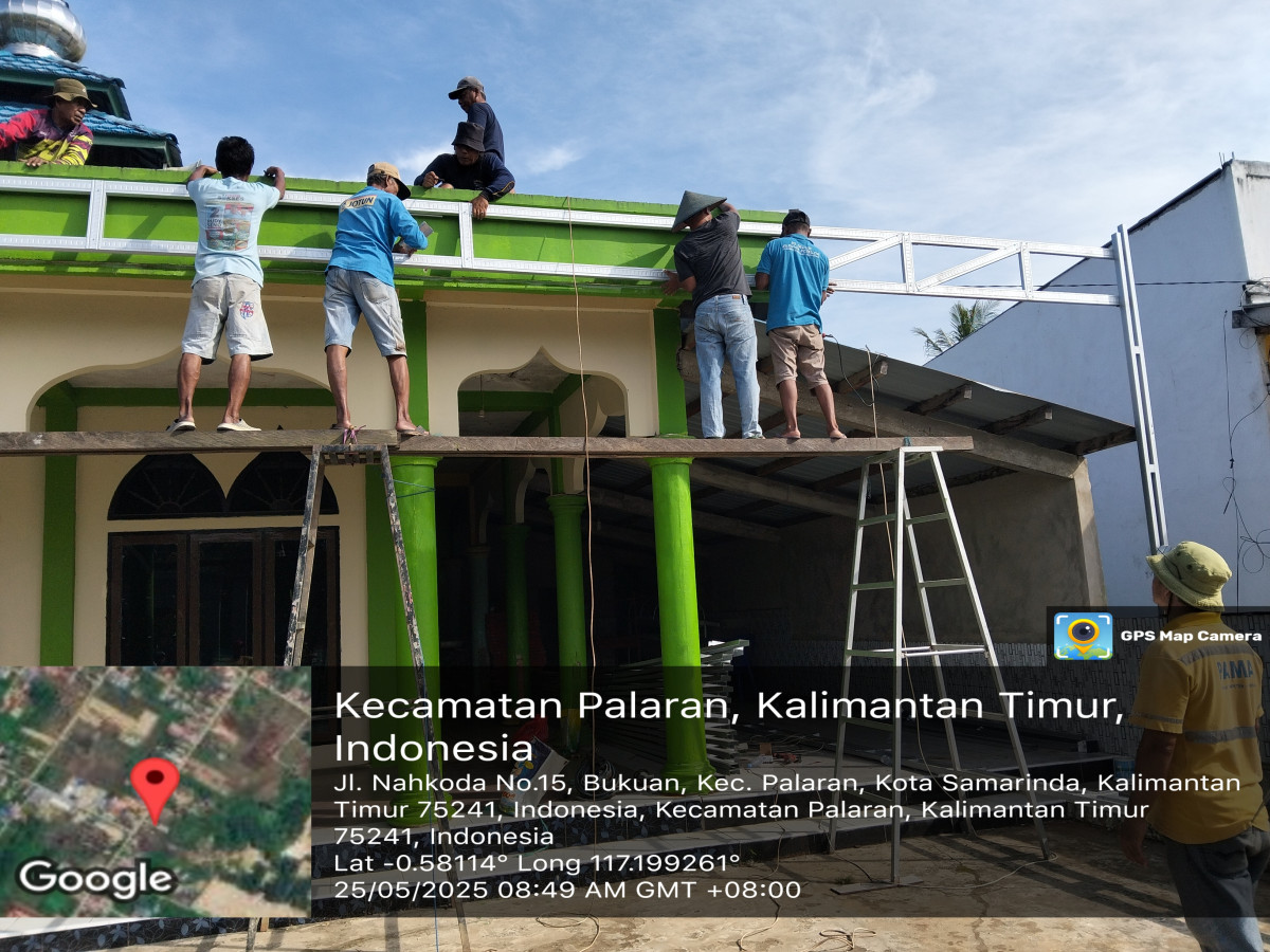 Pemasangan kanopi langgar ukhuwah Dinul Islam