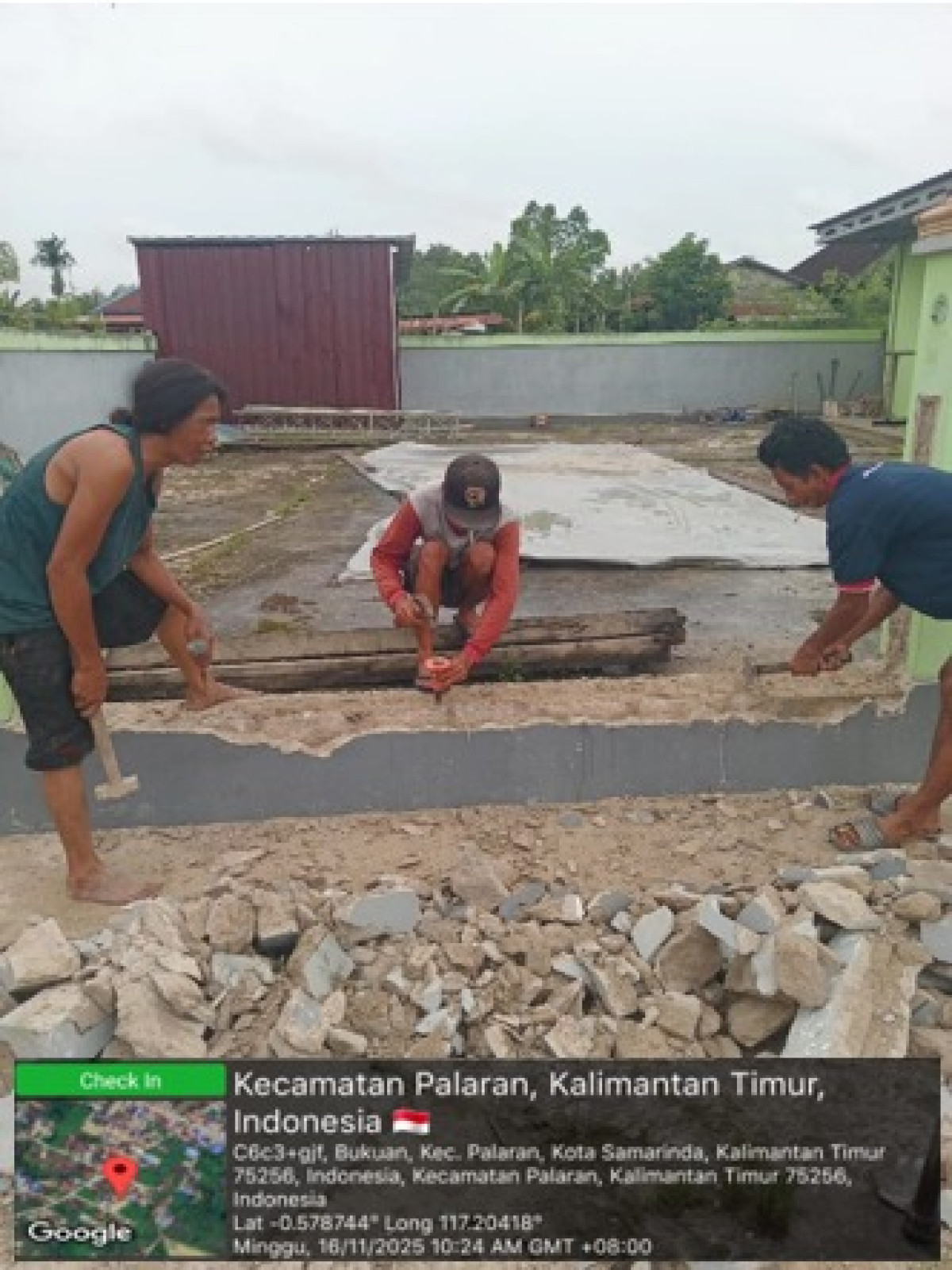 Bongkar dan bikin pintu langgar Albarokah