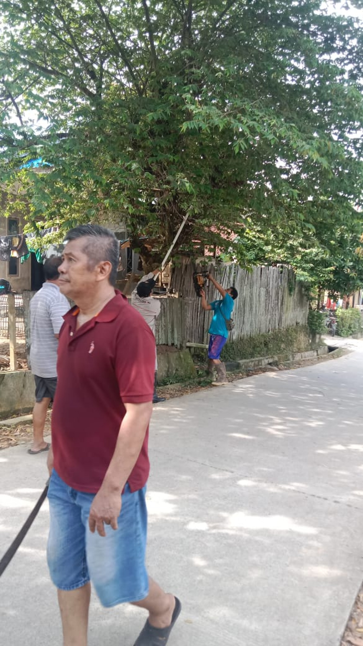 Gotong Royong Pembersihan Jalan