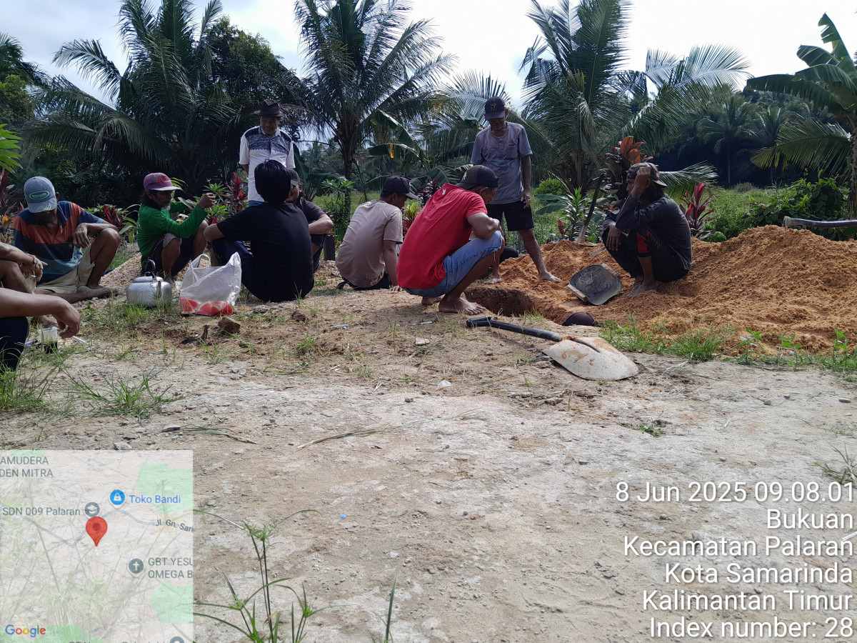 Gali kubur jln mulawarman RT 31 BUKUAN
