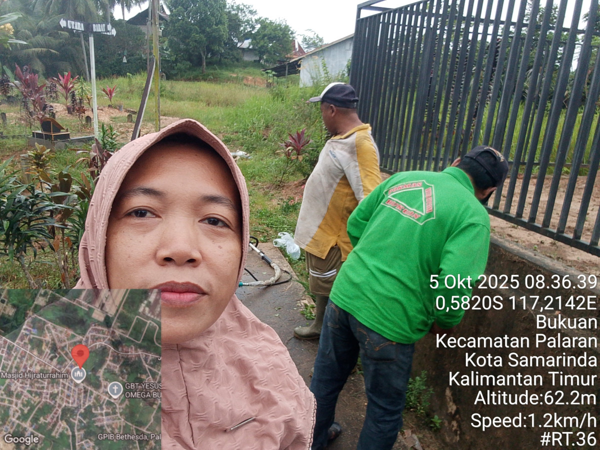 Gotong royong serentak beberapa lingkungan RT