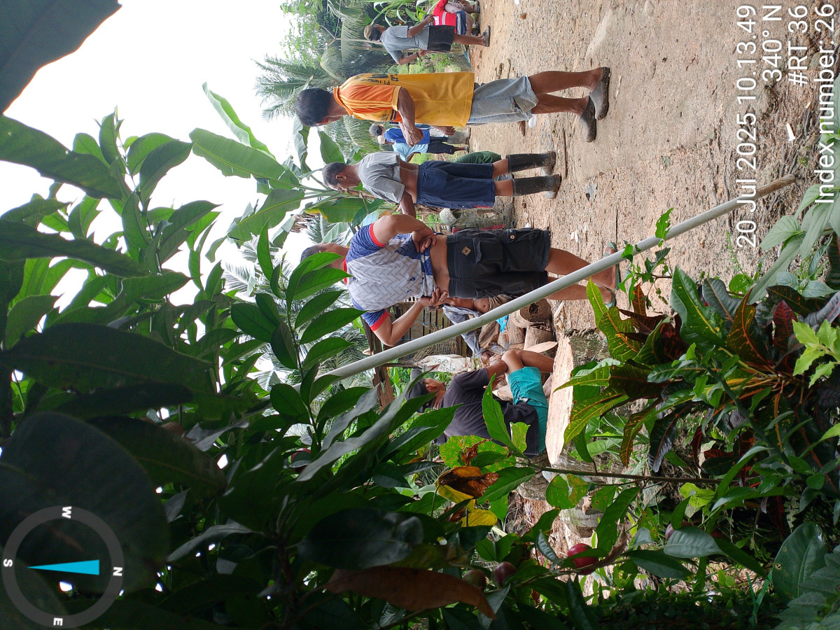 Gotong royong d lingkungan RT