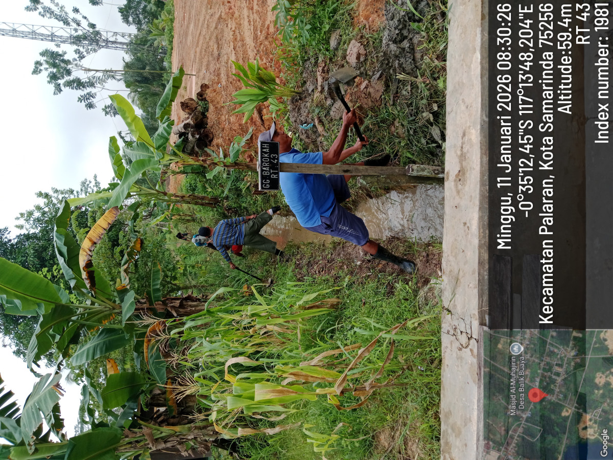 penggalian drainase parit biar gak buntu dn lancar