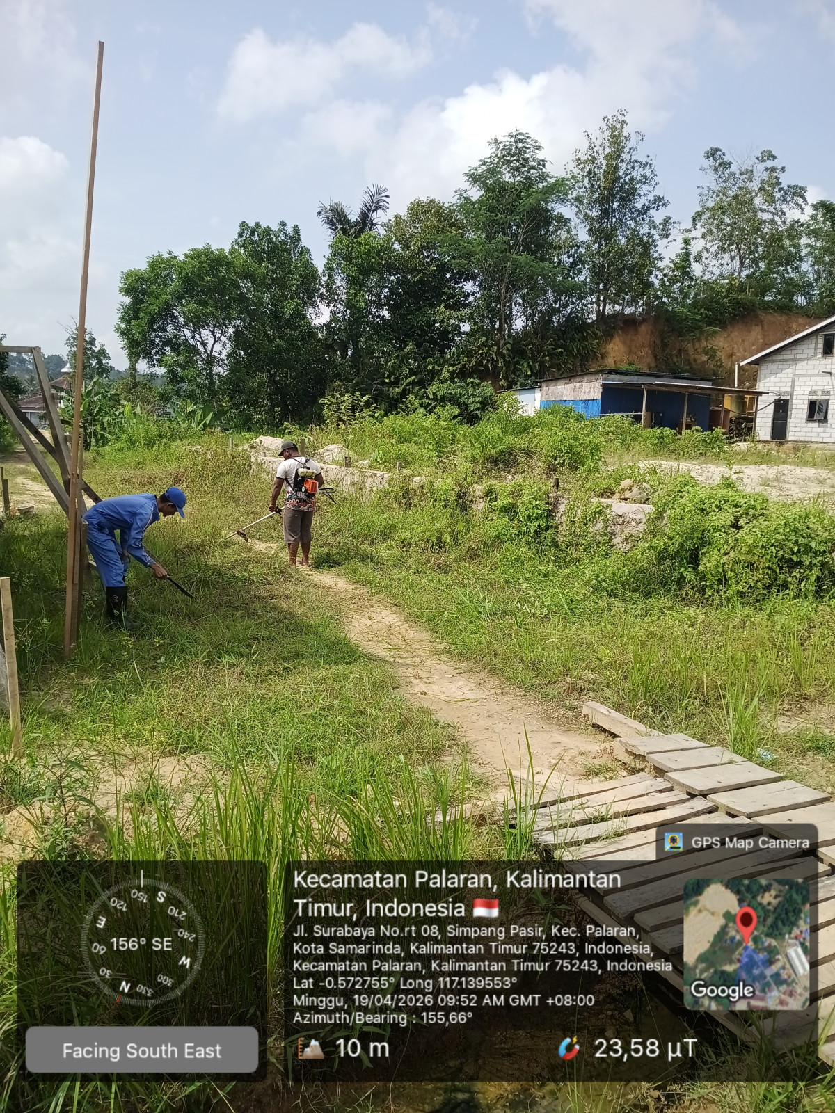 Potong rumput d gg abdurrahman