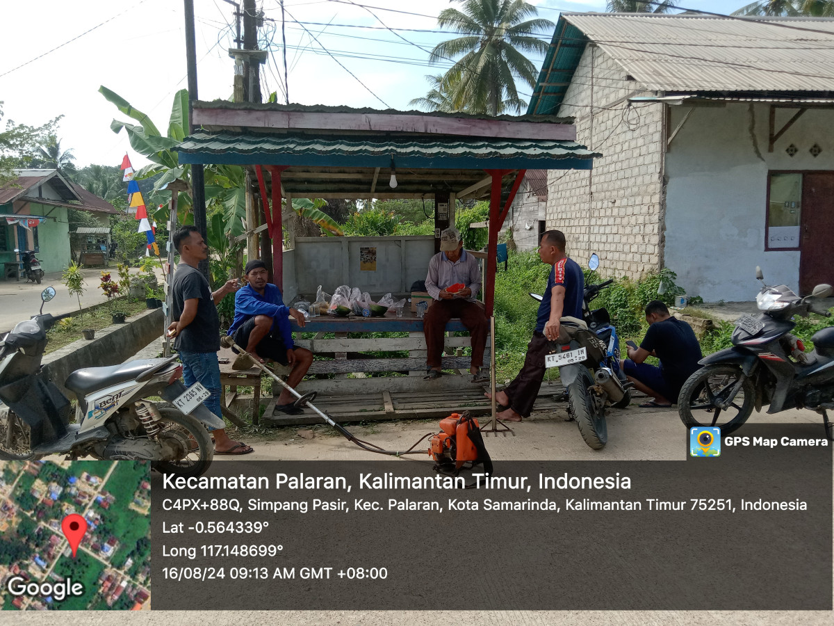 Kerja bakti jl teratai RT 11