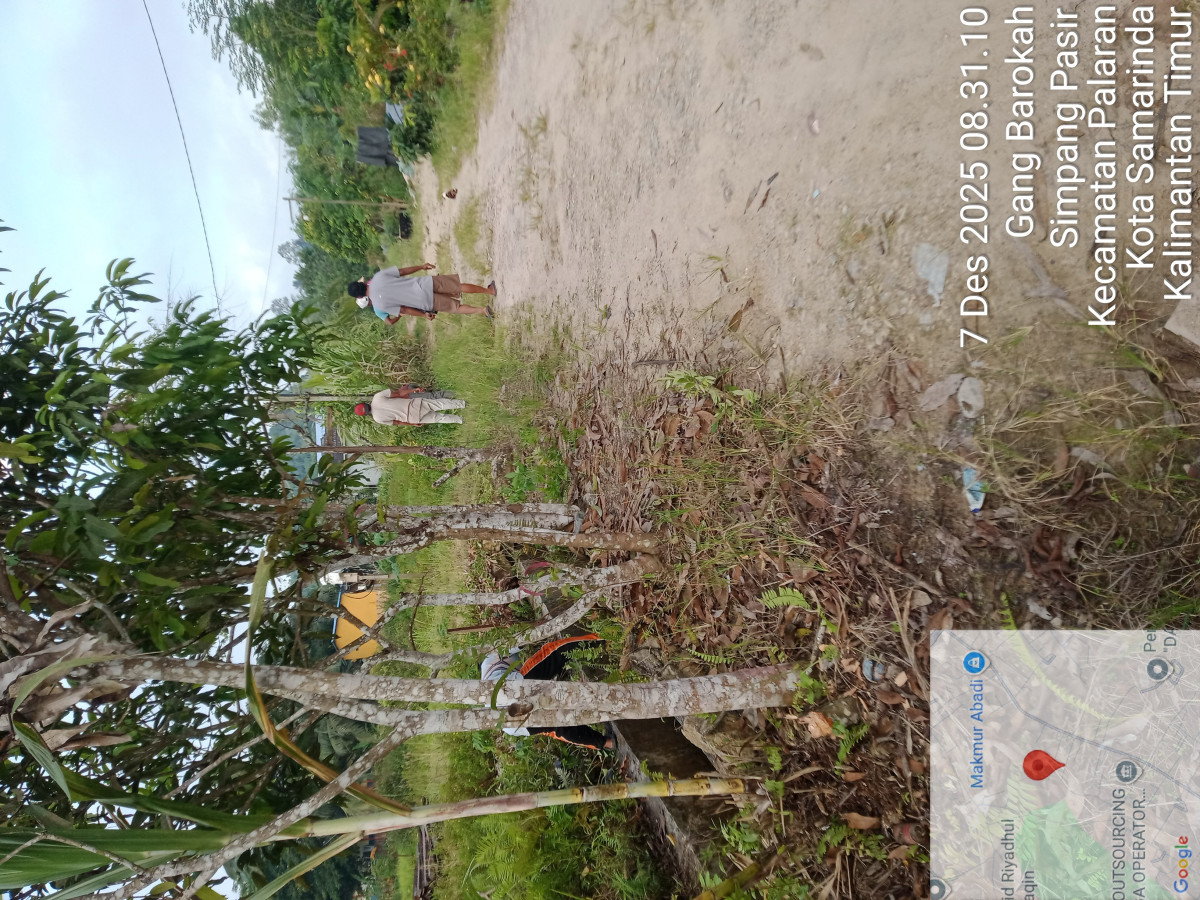 Kerja bakti Pembersihan sediman parit