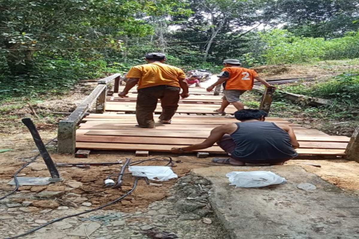 Rehab jembatan jl. Sentosa