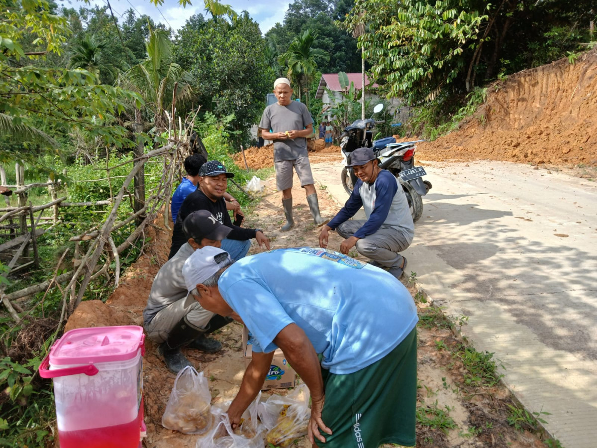 GOTONG ROYONG