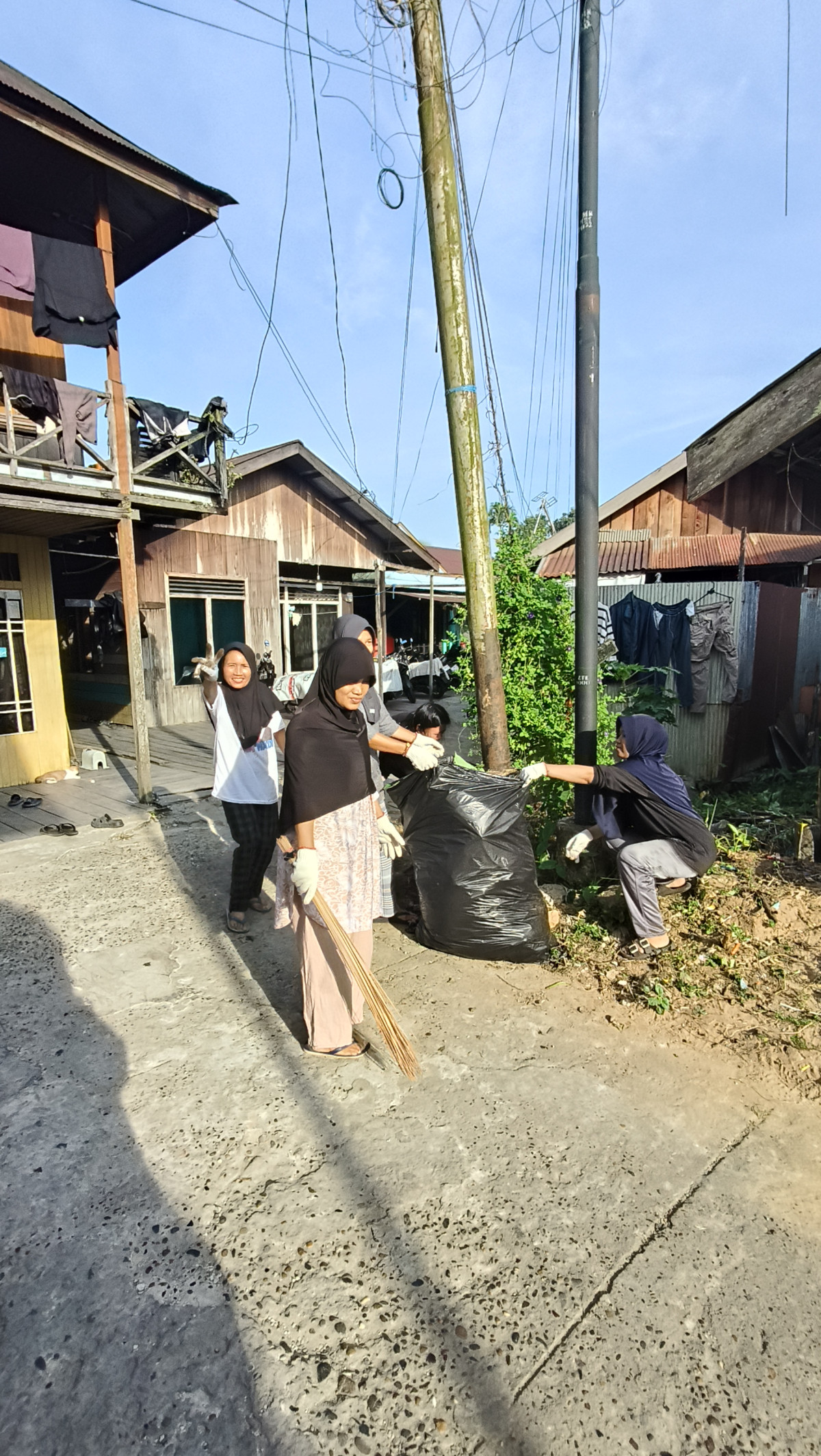 Jl. H. Jahrah , gg damai dan gg datu umar